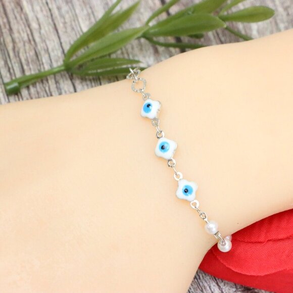 "Trendy Handmade Bracelet – A Stylish Gift for Women & Girls, MAR091923 - Picture 9 of 10